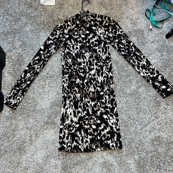 Zara Printed Jacquard Bodycon Dress size small can fit a medium lots of stretch - Picture 7 of 13